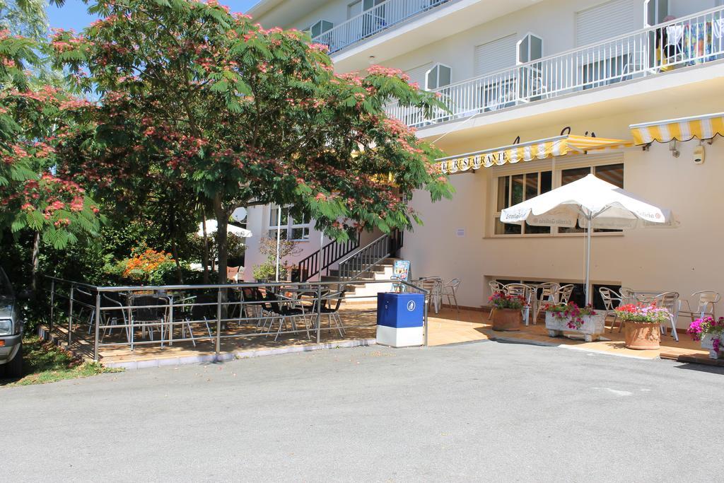 Hotel Arco Iris Вильянуэва-де-Ароса Экстерьер фото